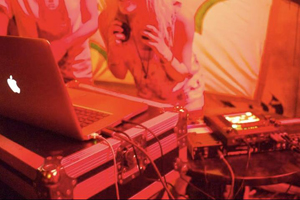 DJ 032 - 1
